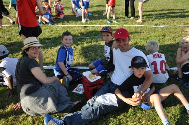 Milton et Aston en famille et Lucien